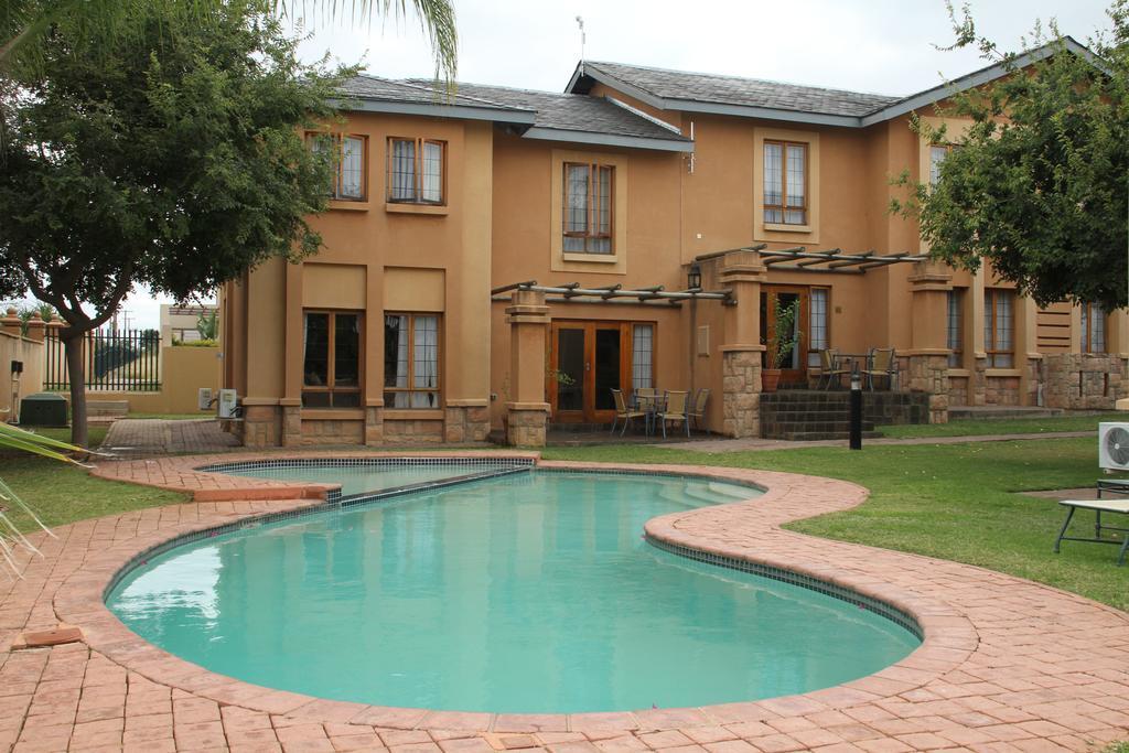 Phakalane Golf Estate Hotel Resort Gaborone Esterno foto