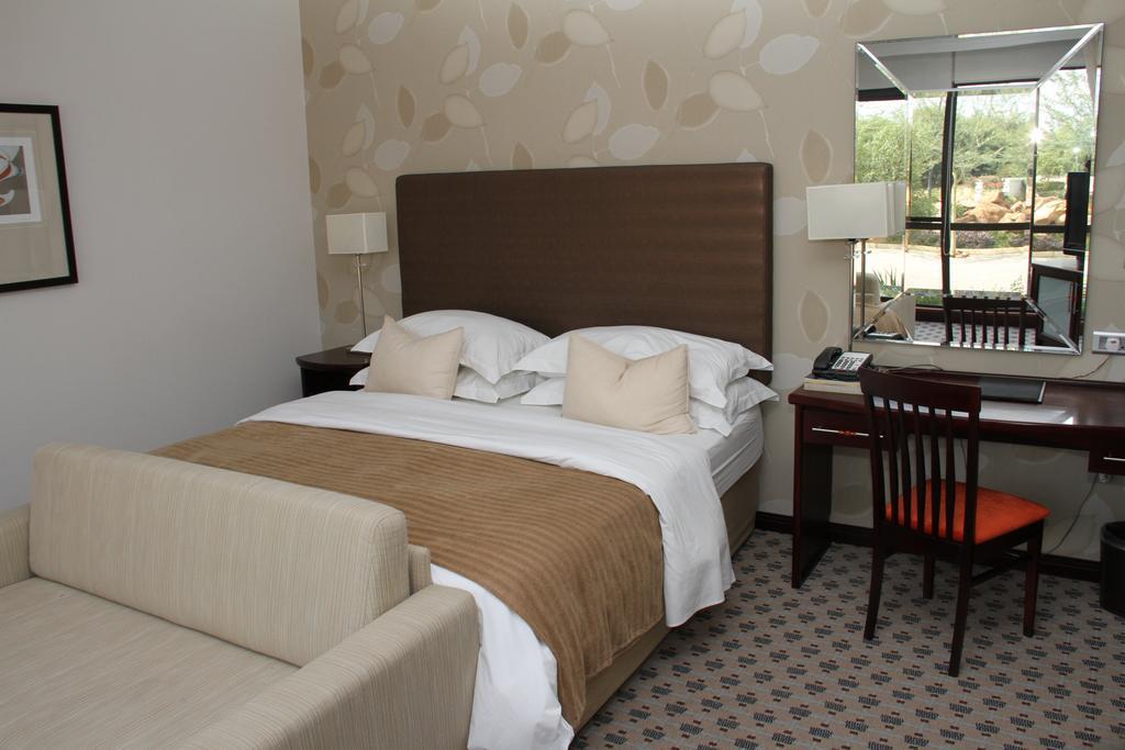 Phakalane Golf Estate Hotel Resort Gaborone Camera foto